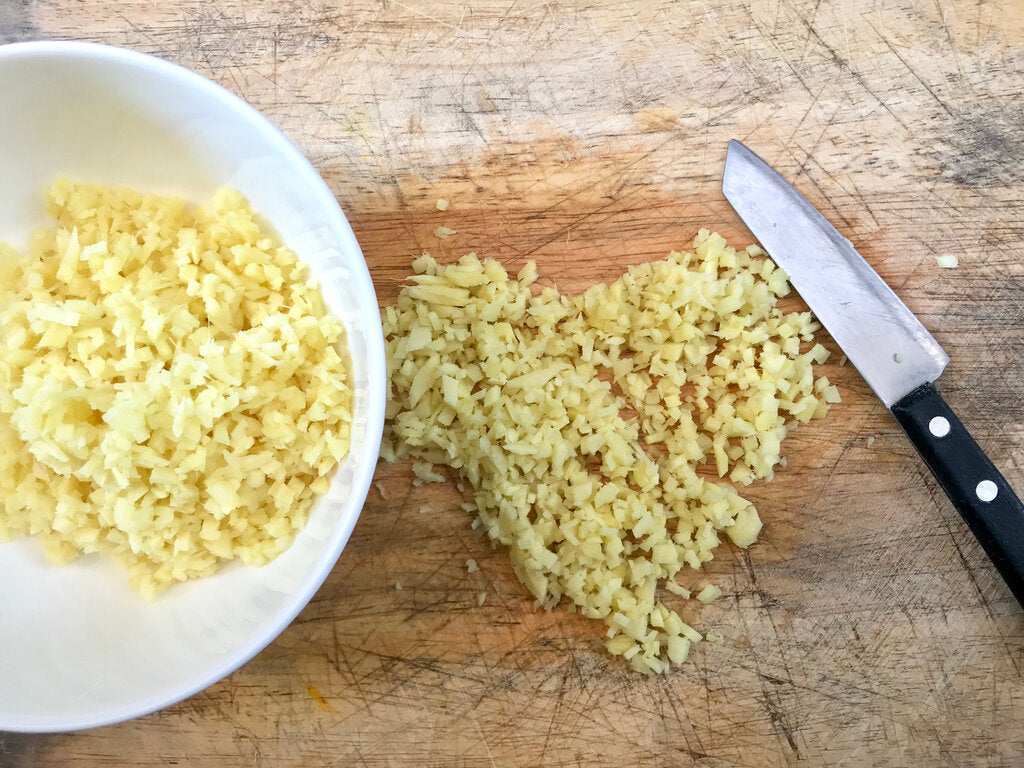 How to Mince Ginger